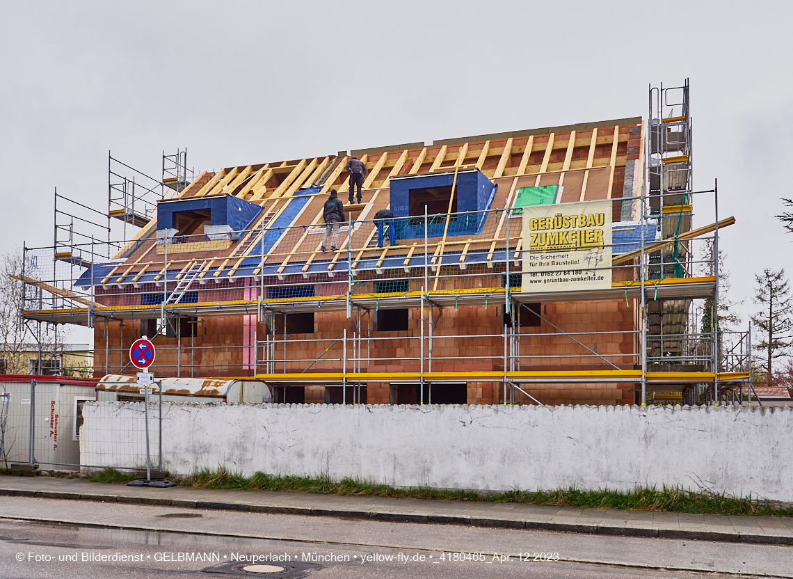 12.04.2023 - Baustelle Niederalmstraße 16 in Neuperlach